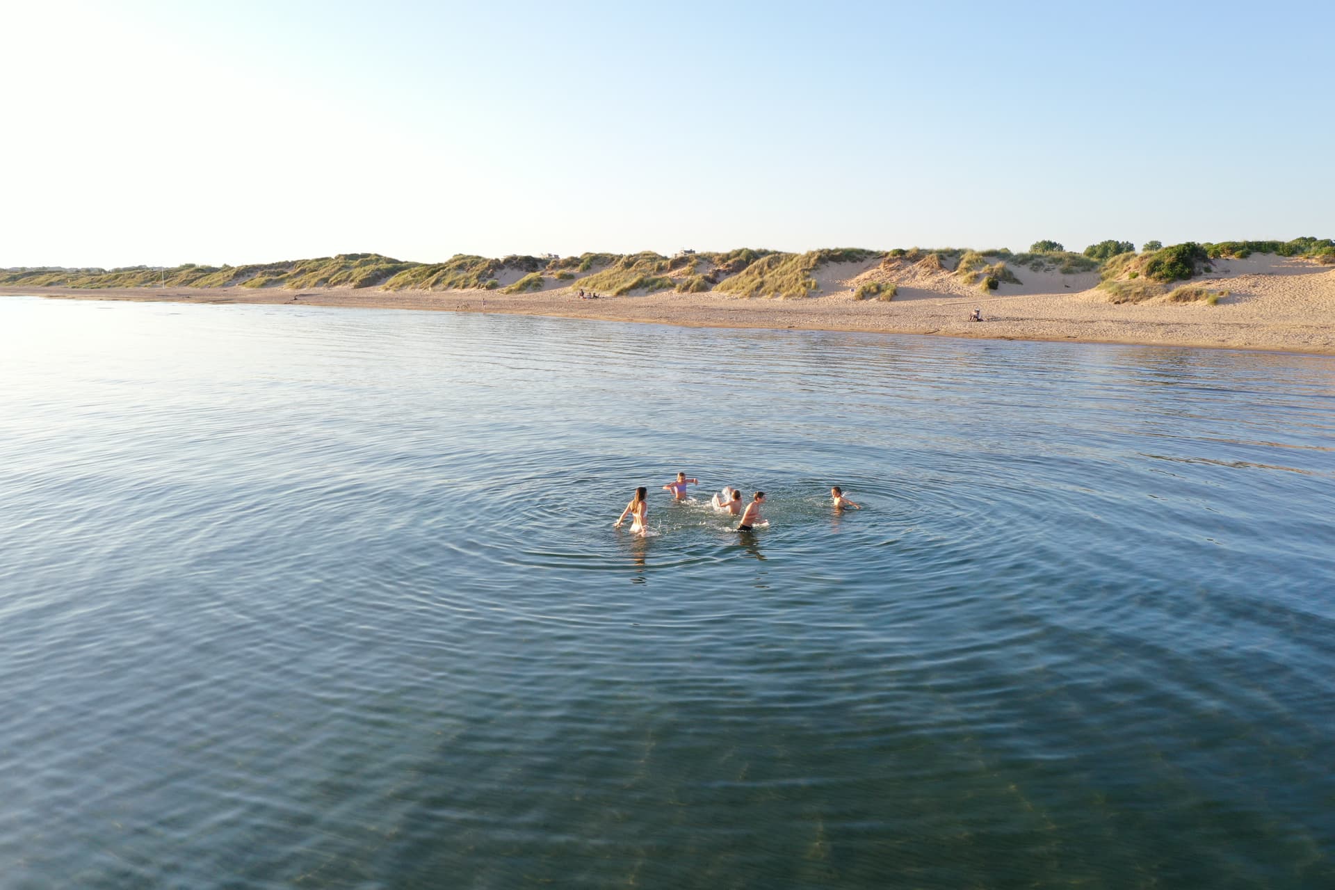 Bada på Skrea Strand
